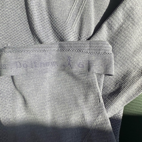 Lululemon Run Swiftly Tech Long Sleeve - Size 6 - Picture 4 of 5